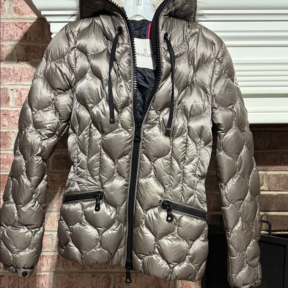 Womens Moncler Gresfur Giubbotto Shiny Taupe Quilted Jacket size 1 US size small - Picture 3 of 14